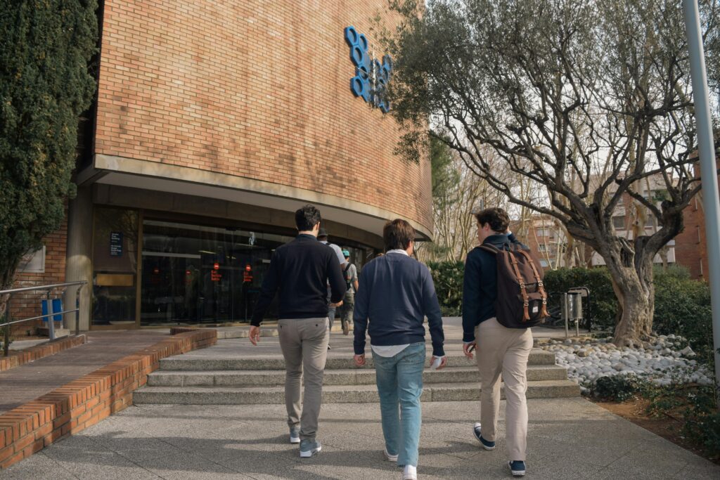 Comment réussir son orientation après le bac en Algérie en 2026 ? orientation après le bac en Algérie pour étudiants
